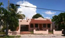 2453 NW 3 ST Miami, FL 33125