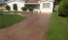 2430 BAHAMA DR Hollywood, FL 33023