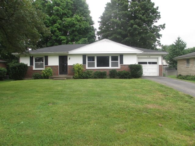 118 E Flamingo Dr, Clarksville, IN 47129