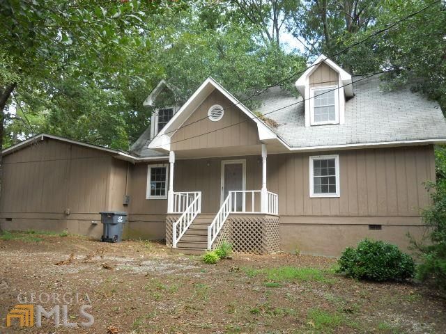 23 Club Dr, Locust Grove, GA 30248