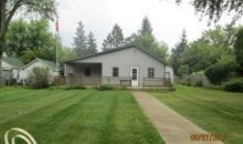 2771 Mott Ave Waterford, MI 48328