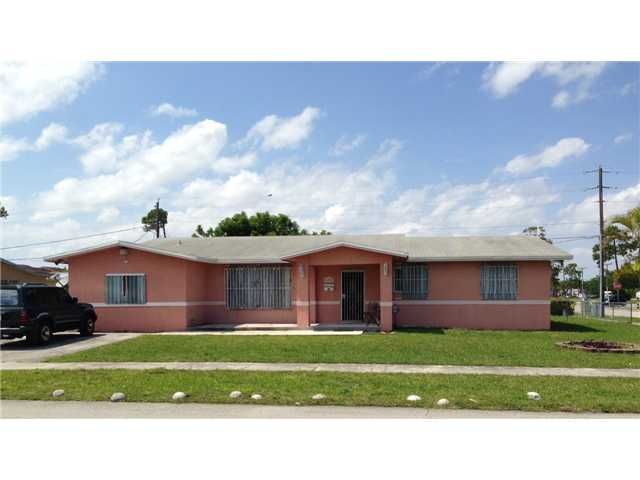 11701 SW 193 ST, Miami, FL 33177