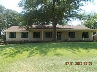 106 E Sunset Dr, Brandon, MS 39042