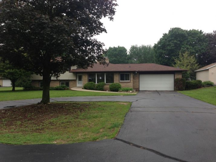 6255 Kuttshill Dr NE, Rockford, MI 49341