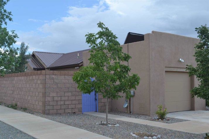 5300 Circita Del Norte, Santa Fe, NM 87507