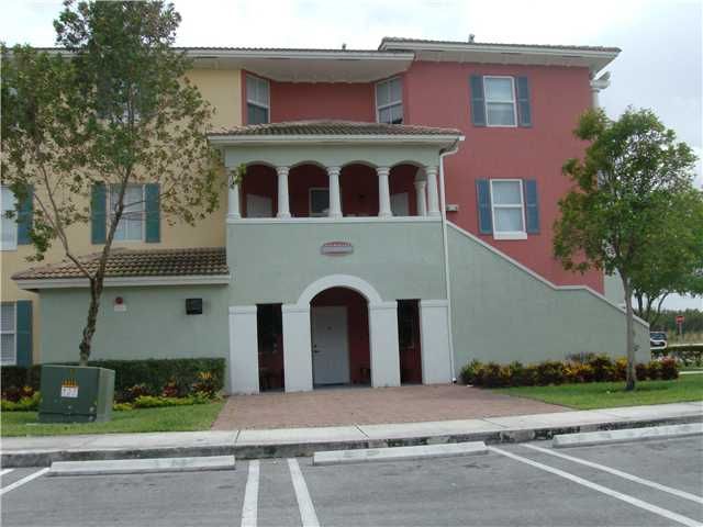 11102 83 ST # 230, Miami, FL 33178