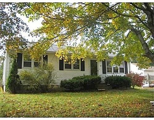 Seneca St, Shrewsbury, MA 01545