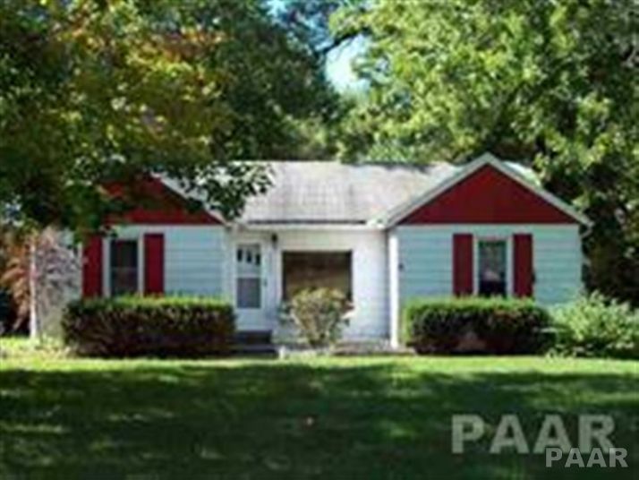 5247 N Big Hollow Rd, Peoria, IL 61615