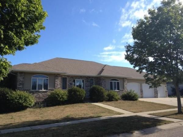 909 Pamela Dr, Brookings, SD 57006