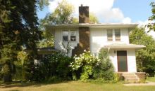2221 Dodd Rd Saint Paul, MN 55120