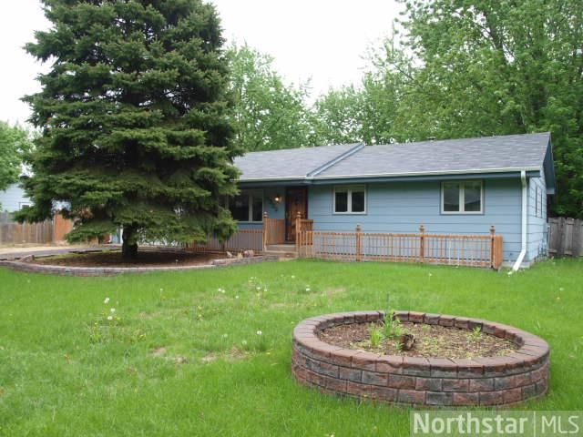 5532 Saint Michael St, Saint Paul, MN 55112