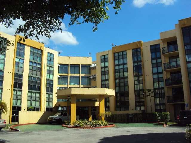 11750 SW 18 ST # 317-1, Miami, FL 33175