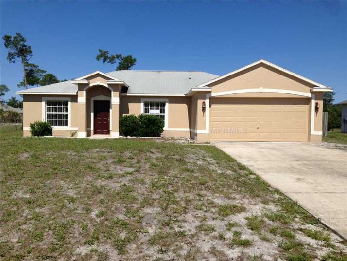 2901 W Huron Dr, Deltona, FL 32738