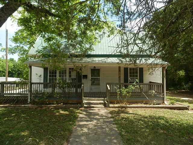283 S Broad Street Ext, Commerce, GA 30529
