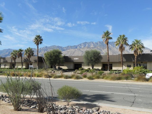 1281 N Gene Autry Trail, Palm Springs, CA 92262