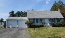 75 Willowcrest Dr Windsor, CT 06095