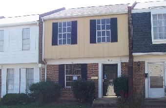 1970 Repp Cir, Highland Springs, VA 23075