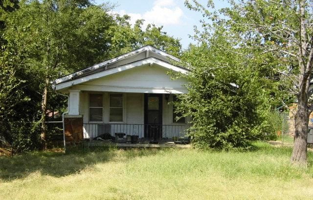 1749 W 37th Pl, Tulsa, OK 74107
