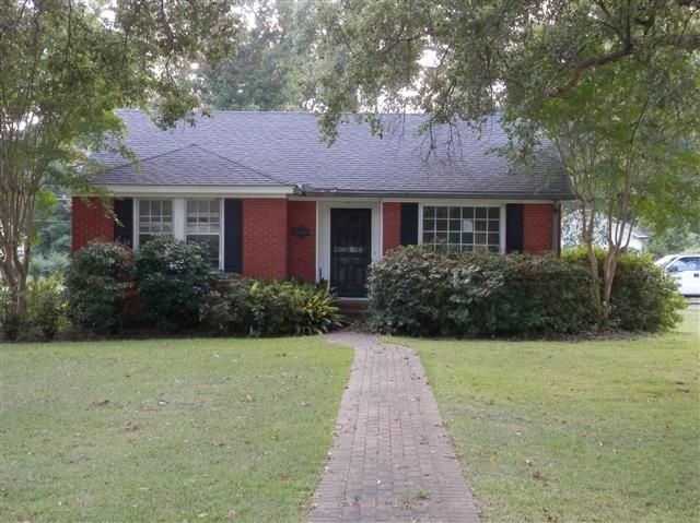 209 Lillian St, Greenwood, MS 38930