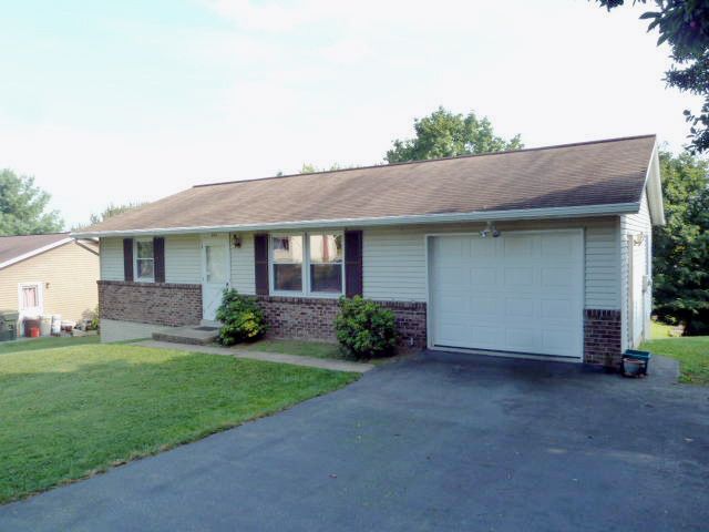 324 PRIMROSE LANE, Mountville, PA 17554
