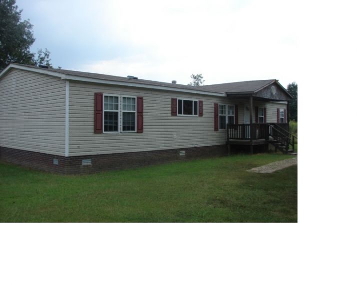 8 County Road 7422, Booneville, MS 38829