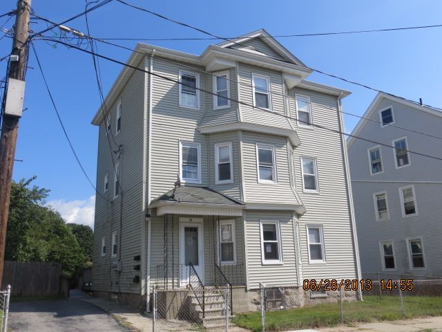 14 York Street, Fall River, MA 02721