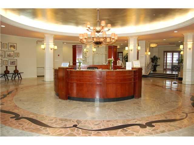 2501 S Ocean Dr # L19, Hollywood, FL 33019