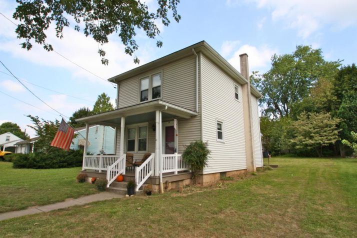 13 ROSELAWN AVENUE, Bausman, PA 17504