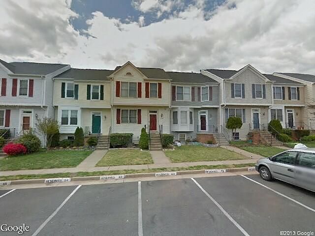 Grobie Pond Ln, Centreville, VA 20120