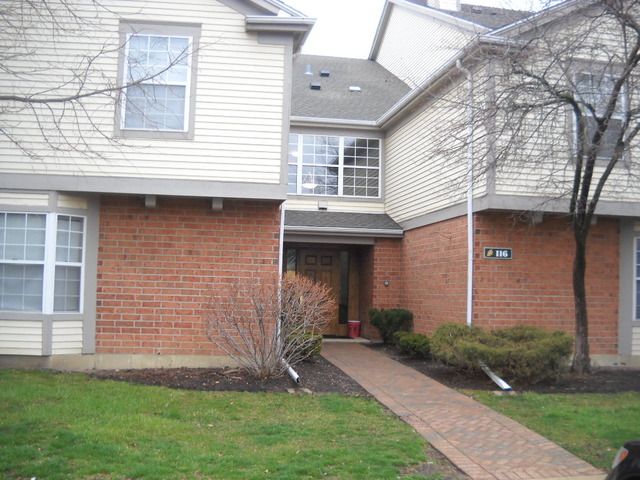 116 White Oak Ct Apt 4, Schaumburg, IL 60195