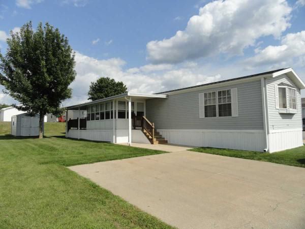 1501 Eagleview, Marion, IA 52302