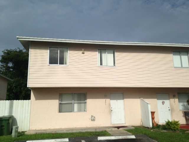 207 NE 12 AV # 207, Homestead, FL 33030