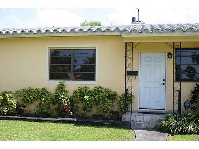 6382 SW 26 ST, Miami, FL 33155