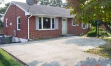 1726 Victoria St Salem, VA 24153