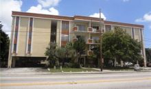 365 Ne 125th St Apt 201 Miami, FL 33161