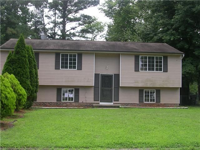 5413 Autumnleaf Dr, Richmond, VA 23234