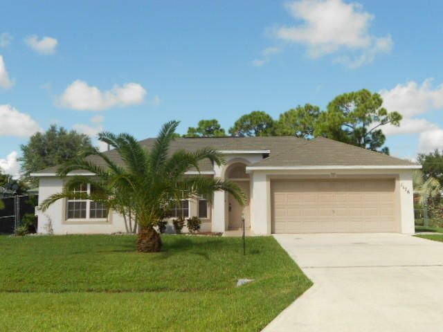 1176 Sw Granadeer St, Port Saint Lucie, FL 34983