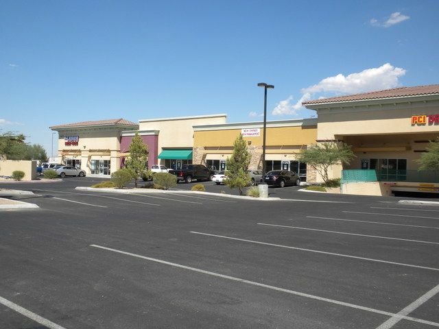 10670 S MARYLAND PKWY, Las Vegas, NV 89183