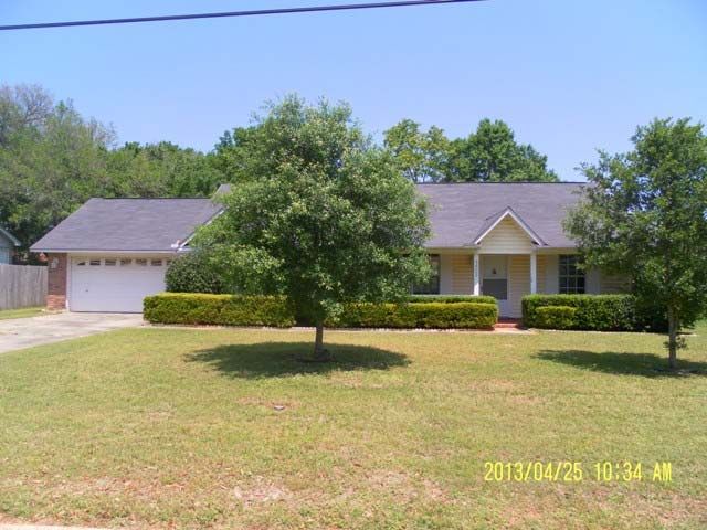 1458 Stefani Cir, Cantonment, FL 32533