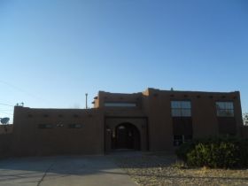 207 Riggs Pl, Belen, NM 87002