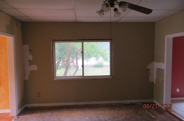 818 N Clinton Ave, Saint Johns, MI 48879