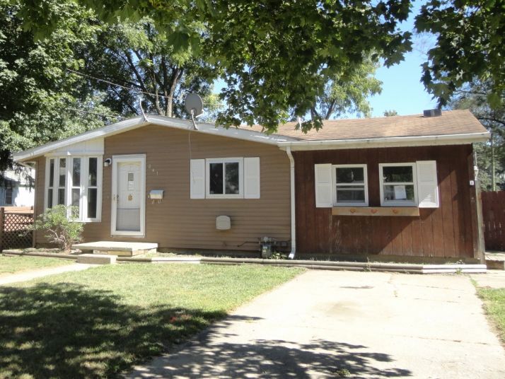 841 Federal Ct, Niles, MI 49120