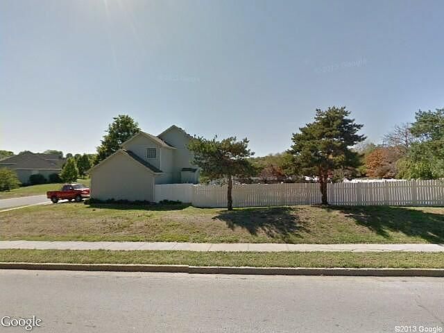 Ne Leann Dr, Blue Springs, MO 64014