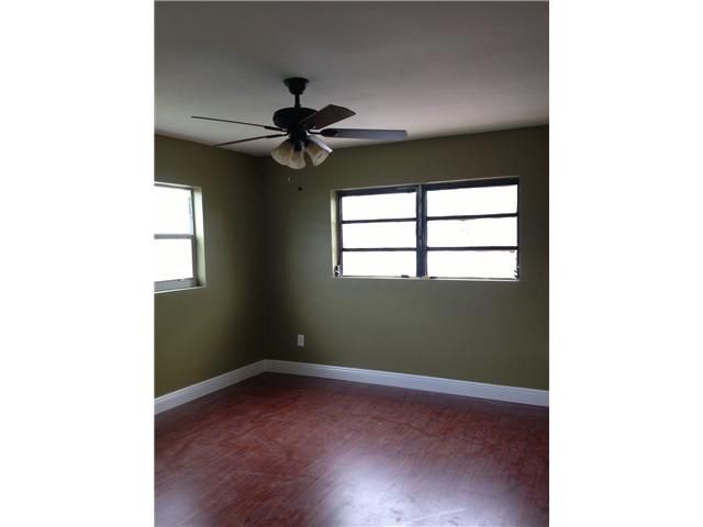 1930 NW 134, Miami, FL 33167