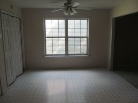 4208 Willowview Blvd, Louisville, KY 40299