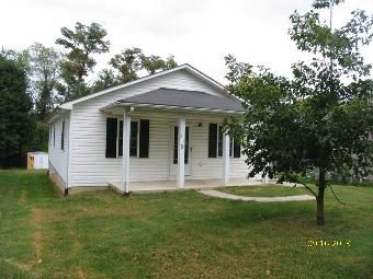 21 Bartley St, Staunton, VA 24401