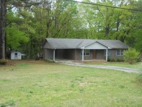 97 Walker Way, Cedartown, GA 30125