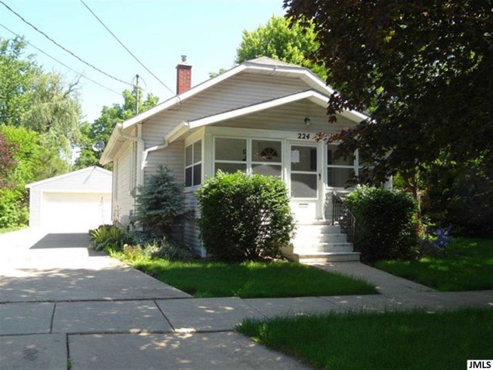 224 Randolph St, Jackson, MI 49203
