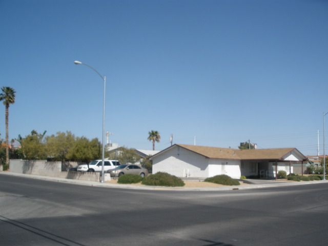 2595 S Torrey Pines Dr, Las Vegas, NV 89146