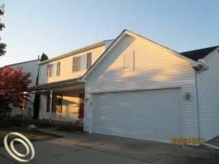 4543 Streamside Trl, Waterford, MI 48329